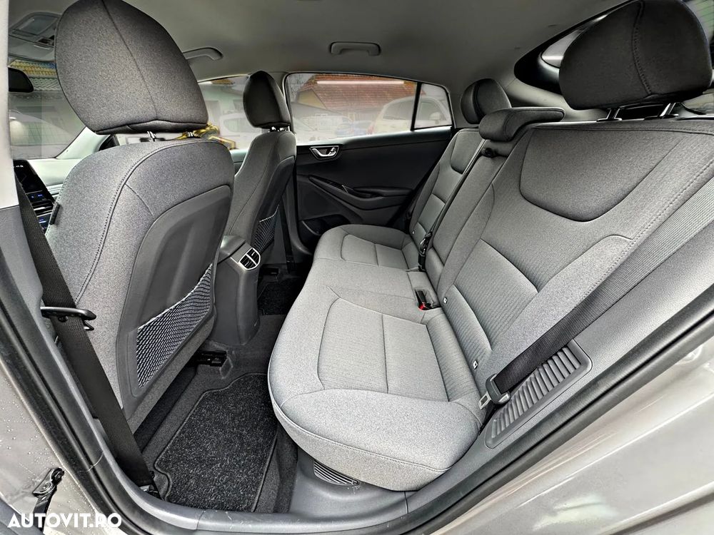 Hyundai IONIQ 1.6 GDI Style - 7
