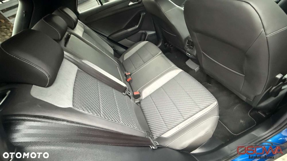 Volkswagen T-Roc - 21