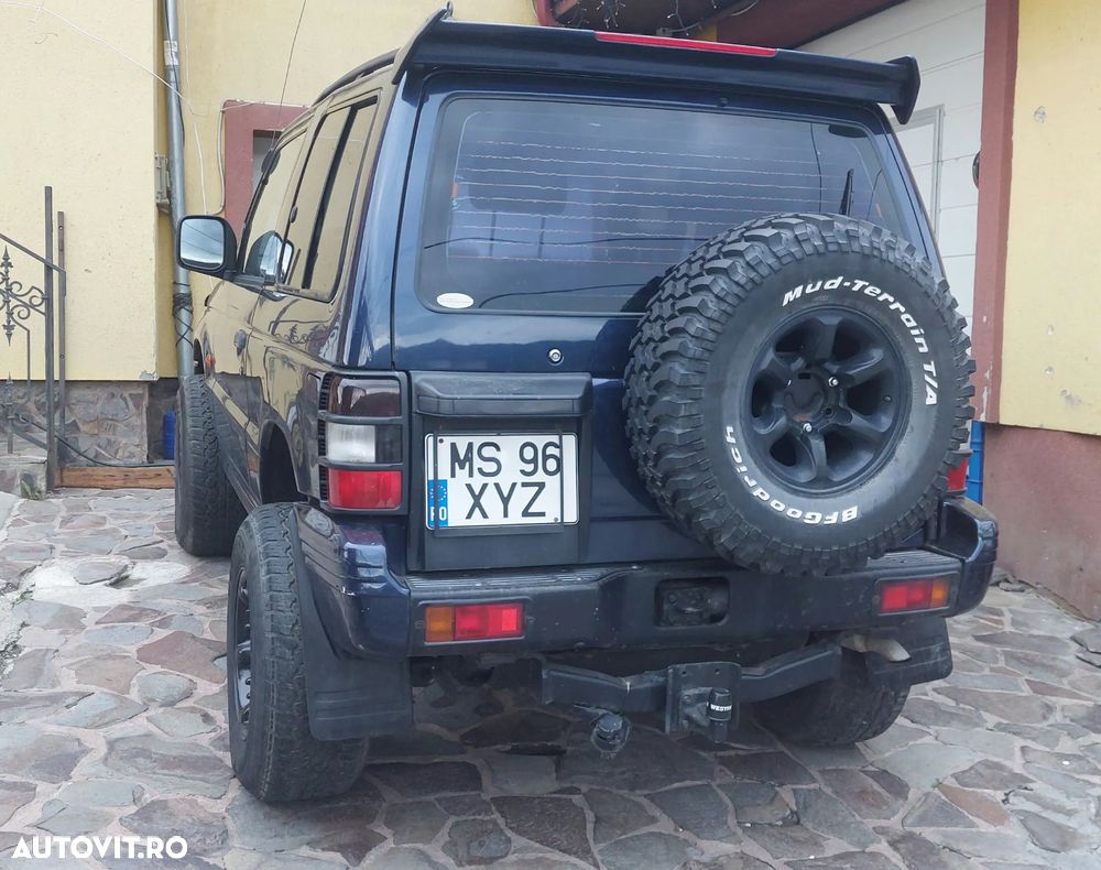 Mitsubishi Pajero - 6