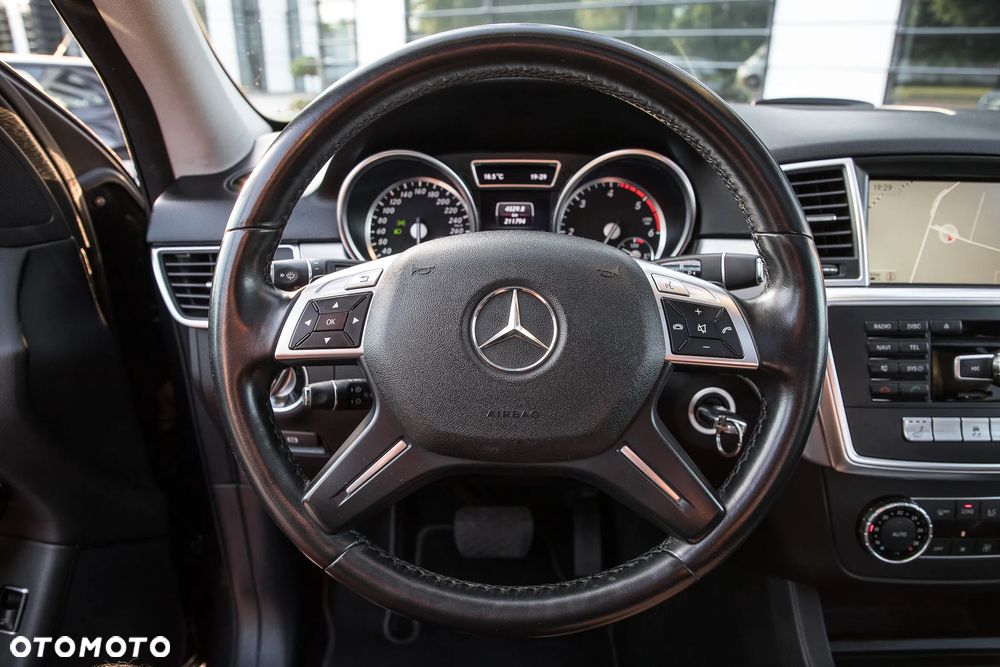 Mercedes-Benz ML 350 BlueTEC 4MATIC 7G-TRONIC - 19