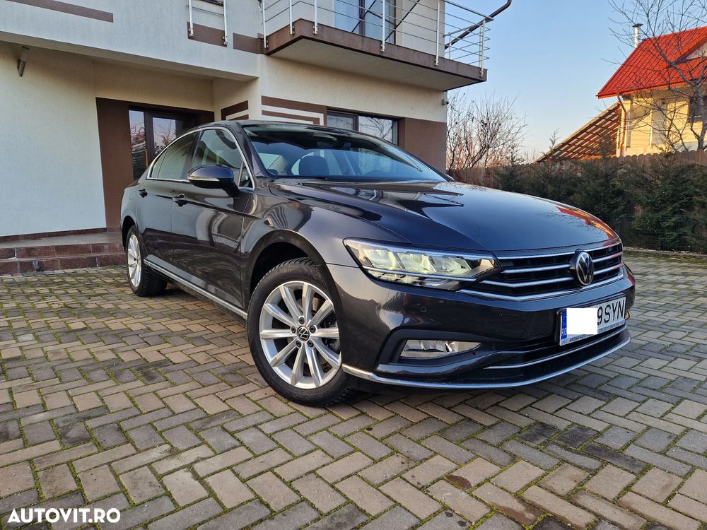 Volkswagen Passat 2.0 TDI DSG Highline - 23