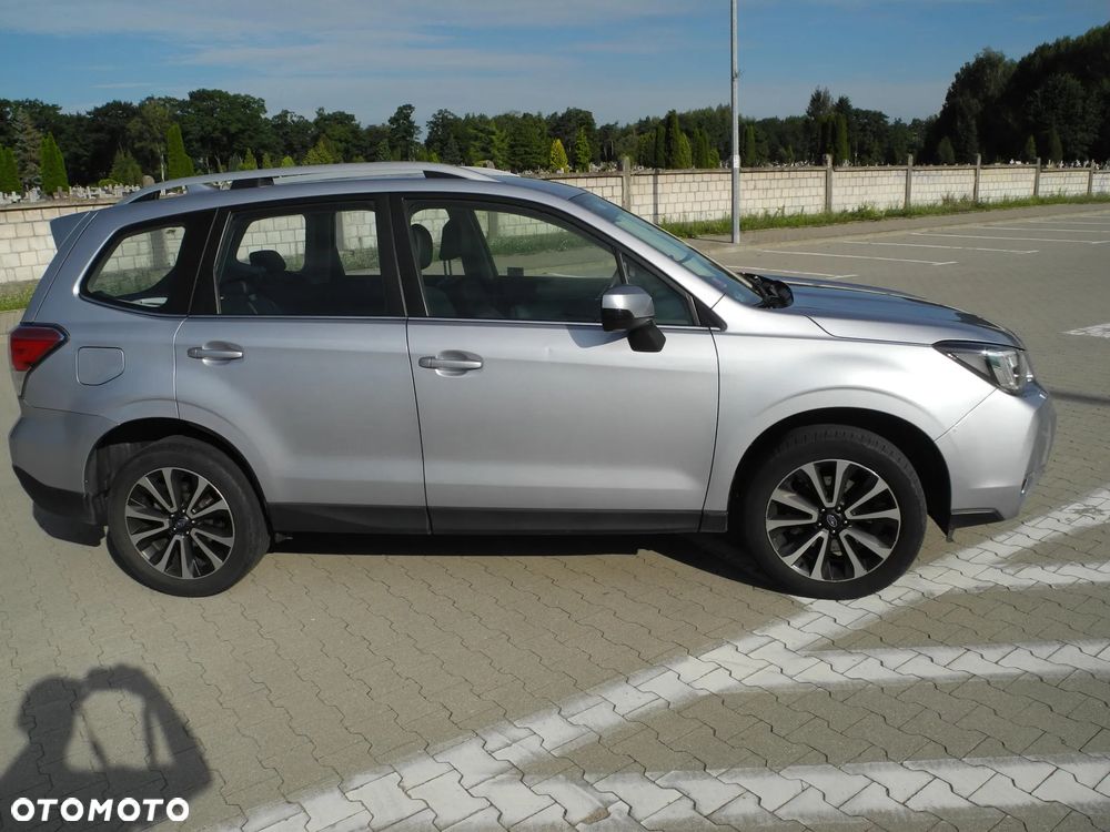 Subaru Forester 2.0 XT Comfort Lineartronic - 13
