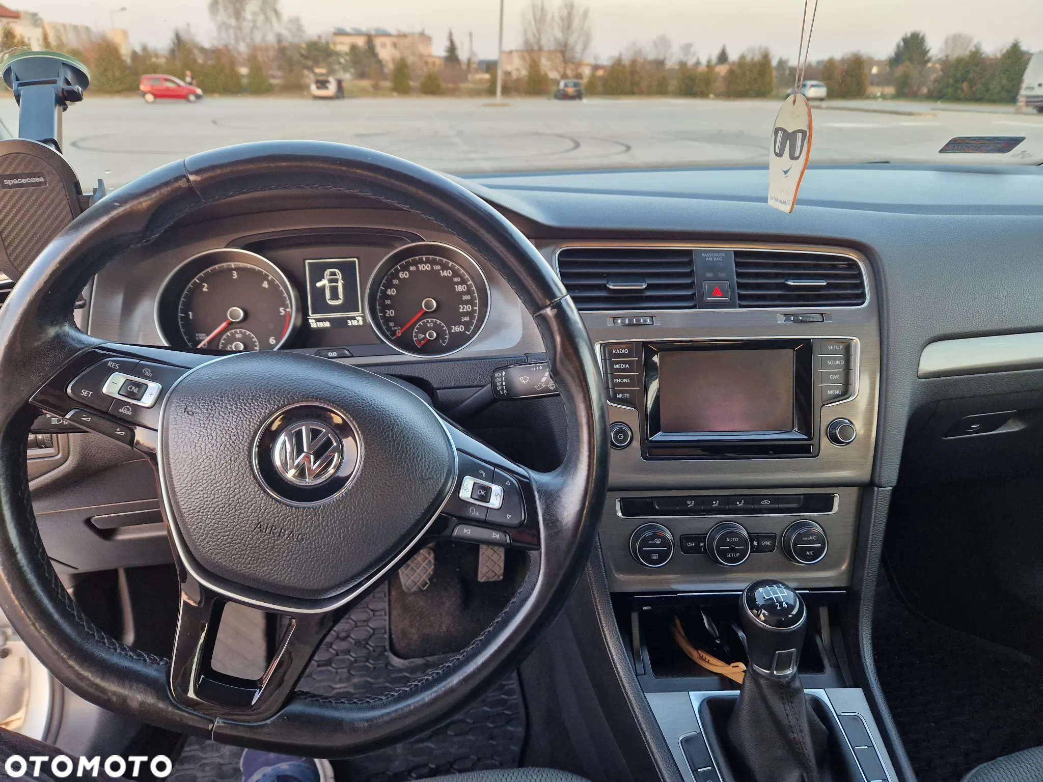 Volkswagen Golf VII 1.6 TDI BMT Highline - 8
