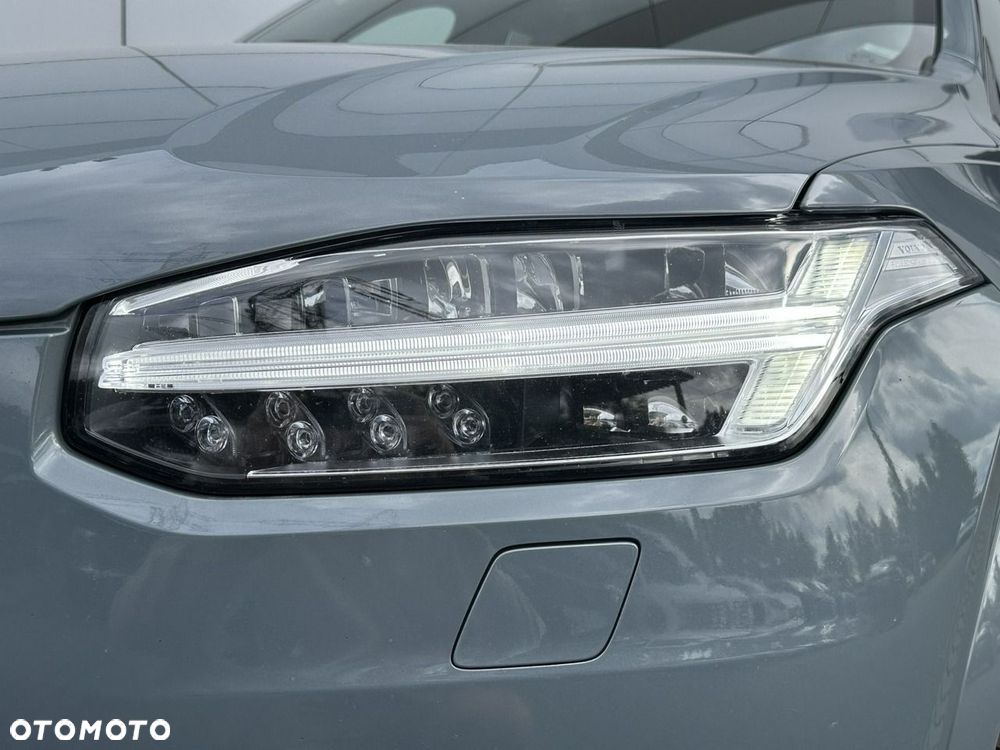 Volvo XC 90 - 5