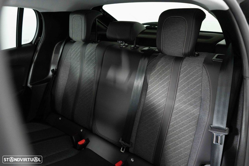 Peugeot 208 1.2 PureTech Allure Pack - 9