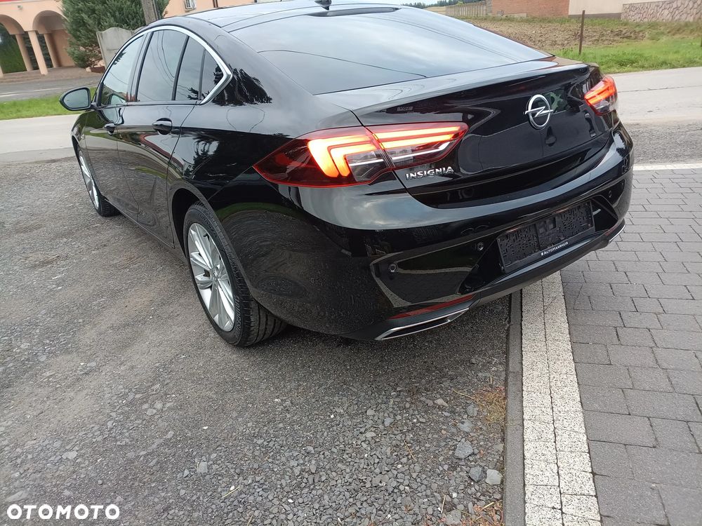 Opel Insignia 2.0 T Business Elegance S&S - 4