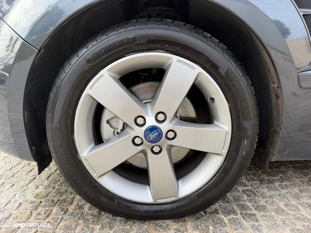 Ford S-Max 1.8 TDCi Titanium 7L - 23