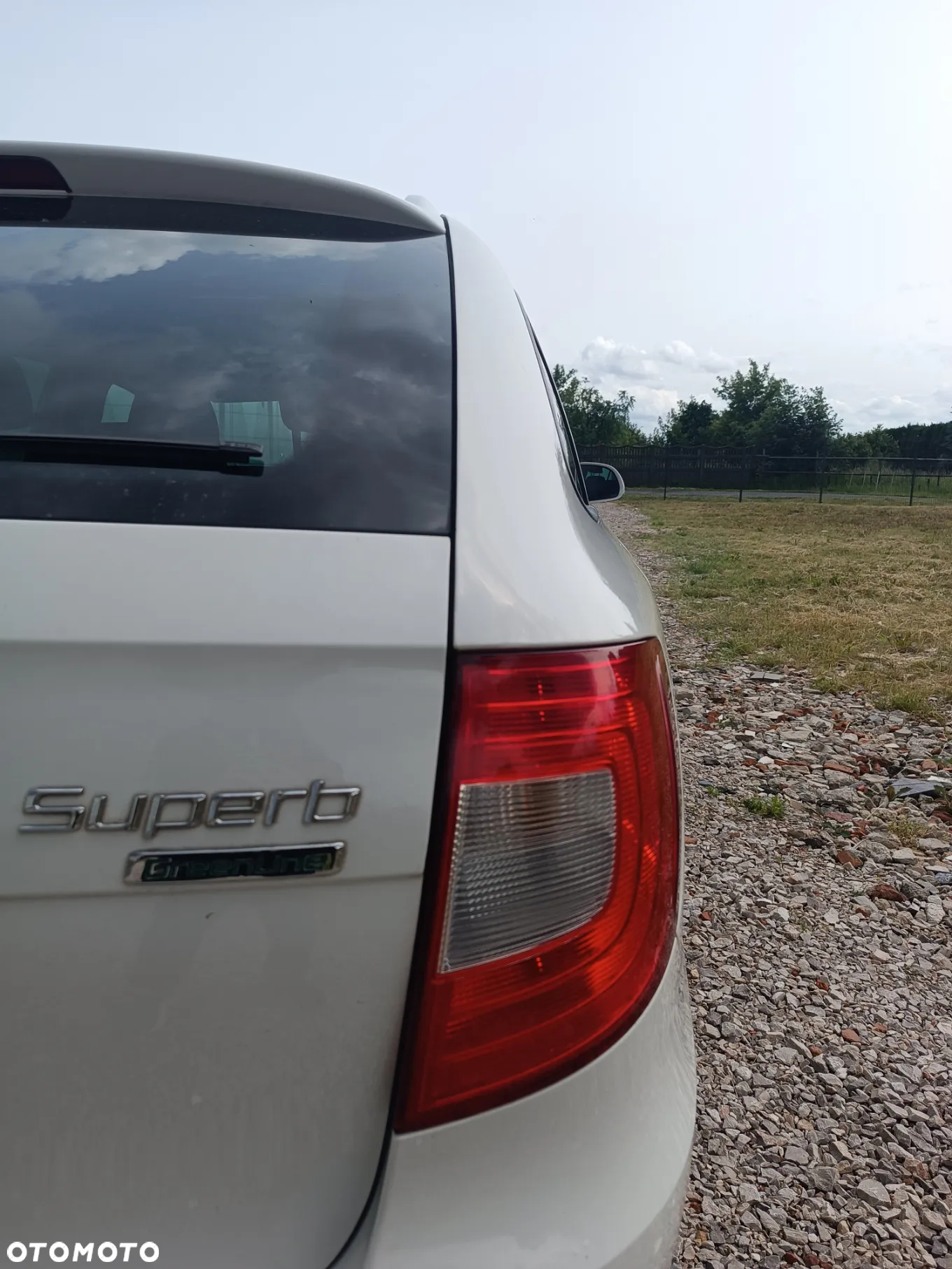 Skoda Superb 1.6 TDI Elegance Greenline - 4