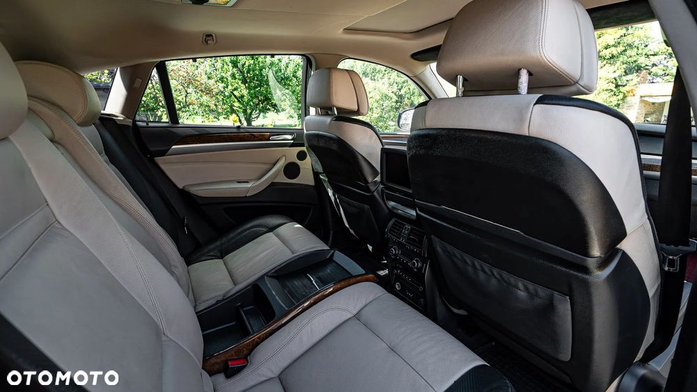 BMW X6 35i xDrive - 17