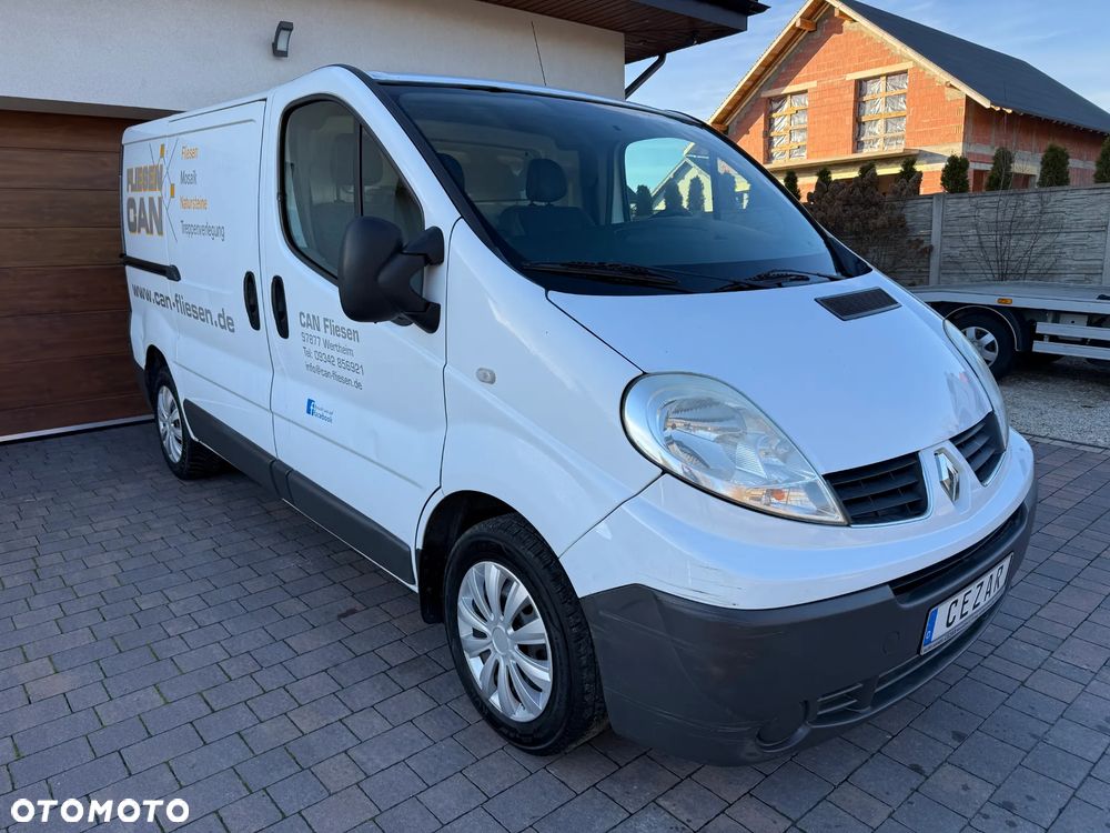 Renault Trafic - 2