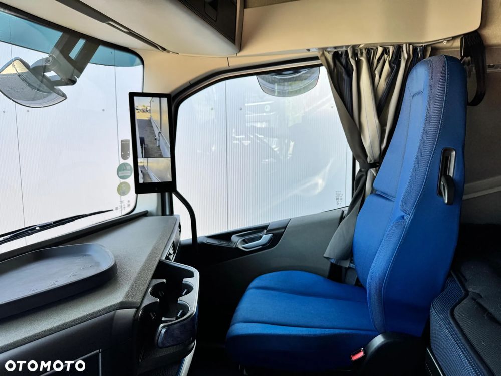 Volvo FH 460 - 9