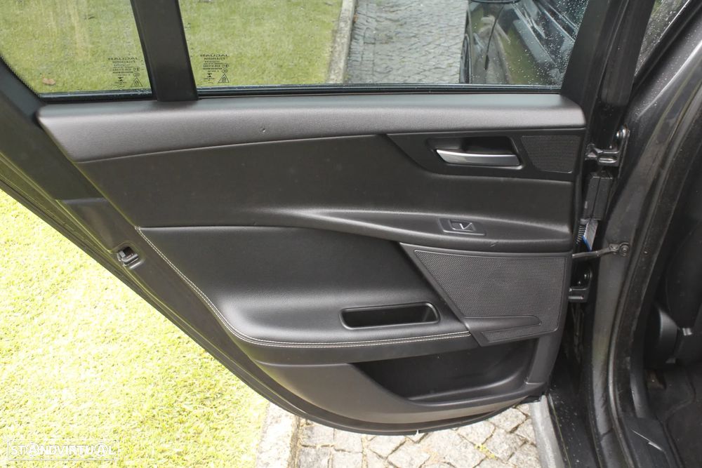 Jaguar XE 2.0 D R-Sport Aut. - 26