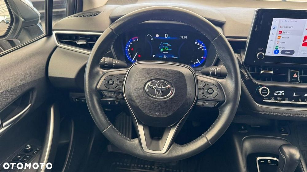 Toyota Corolla - 30