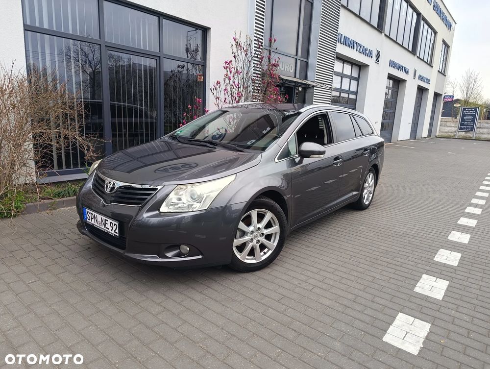 Toyota Avensis 2.0 Sol plus - 31