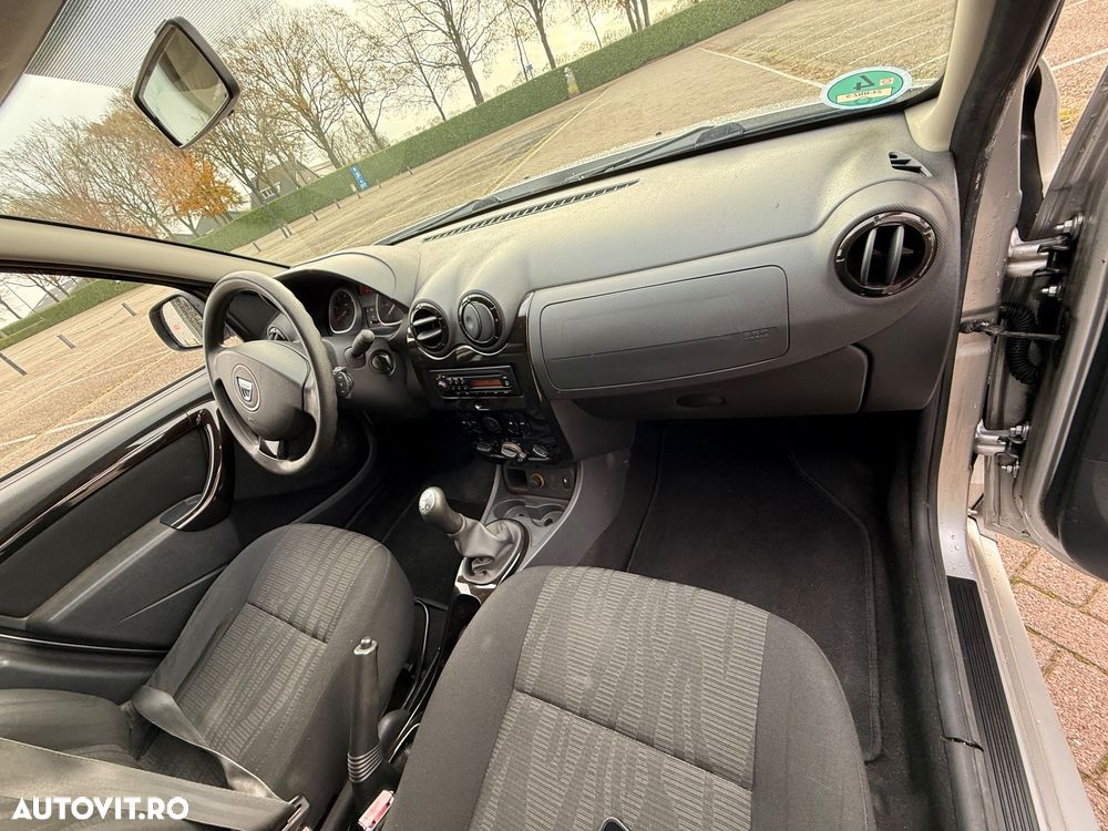 Dacia Duster 1.6 16V 4x2 Prestige - 14