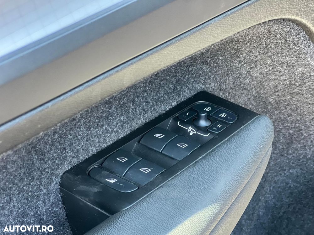 Volvo XC 40 - 9