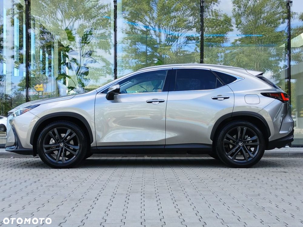 Lexus NX 450h+ Prestige AWD - 3