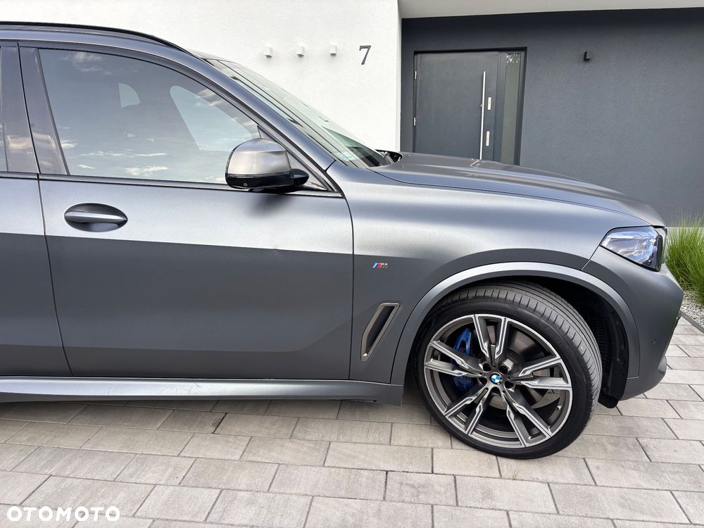 BMW X5 M M50d - 11