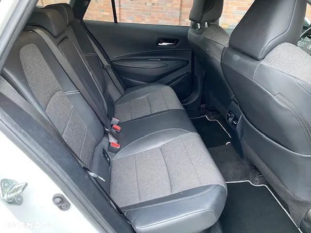 Toyota Corolla 1.8 Hybrid Style - 26