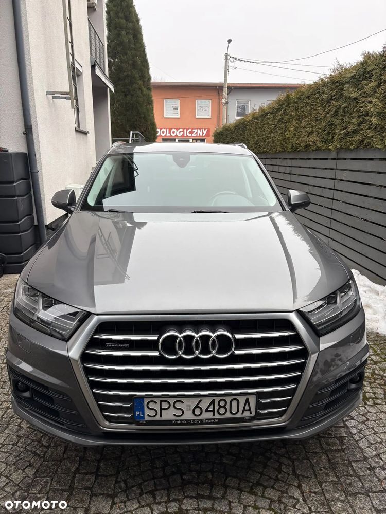 Audi Q7 - 3