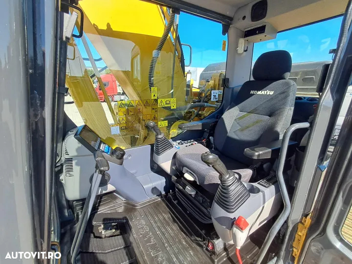Komatsu pc240lc-11 - 23
