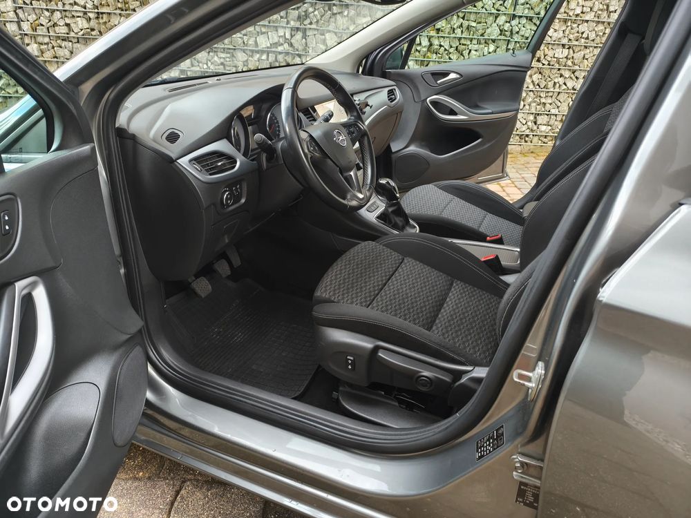 Opel Astra 1.6 CDTI Sport - 16