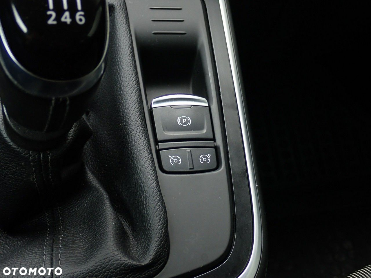Renault Scenic - 31