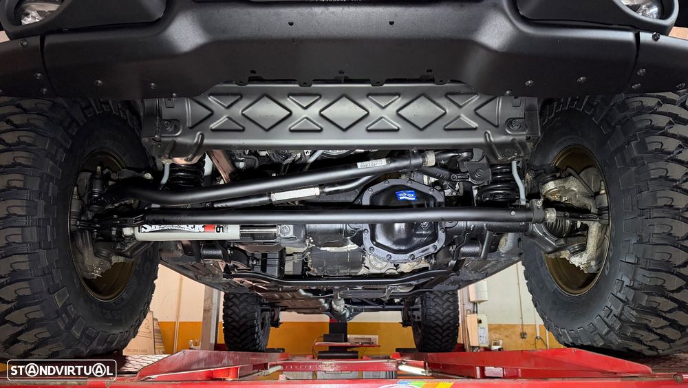 Jeep Wrangler Unlimited - 12