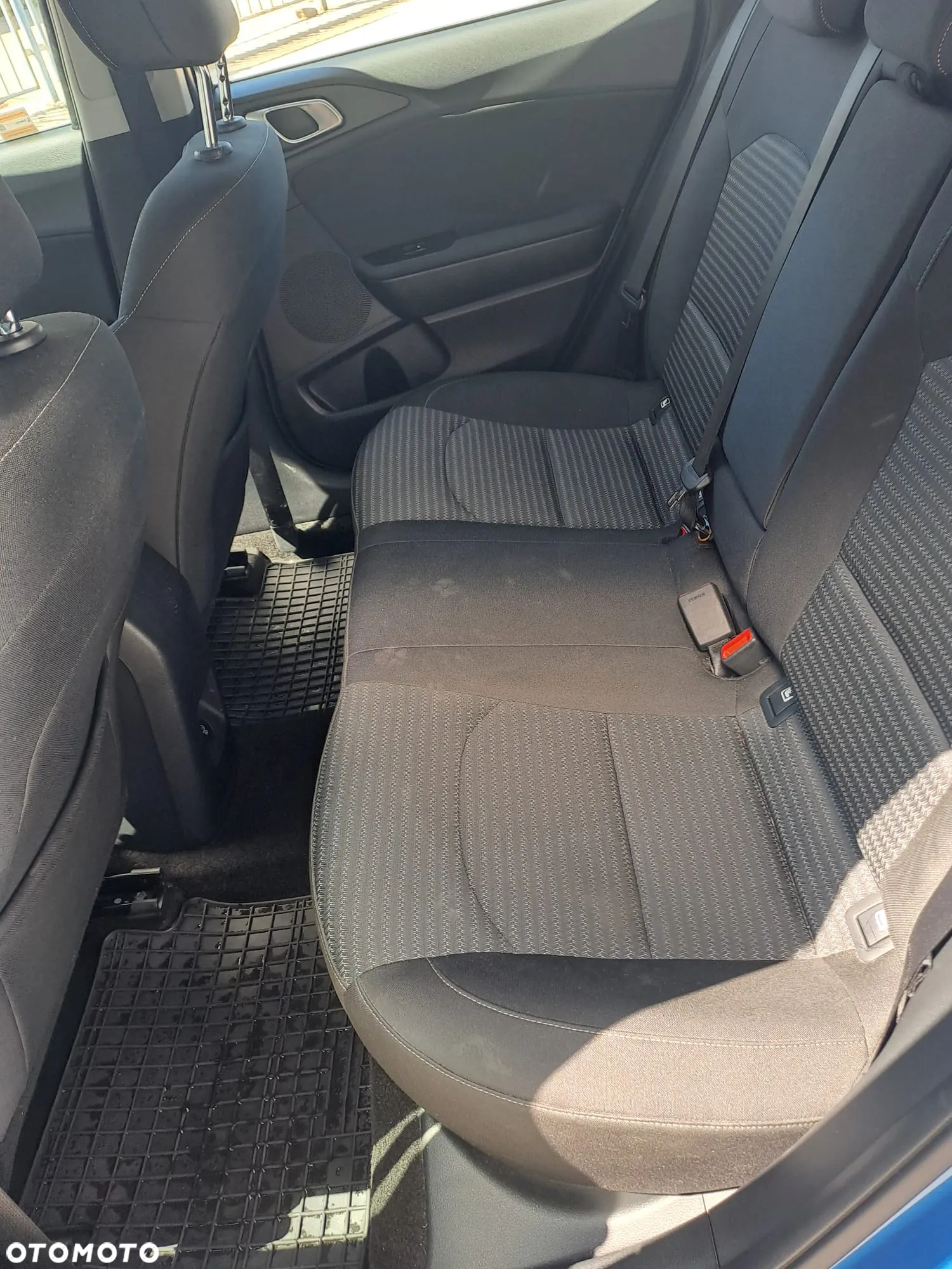 Kia Ceed 1.5 T-GDI M - 12