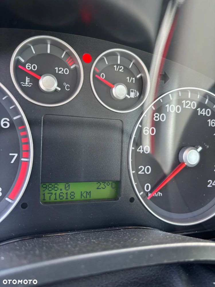 Ford Focus 1.6 Ambiente - 8