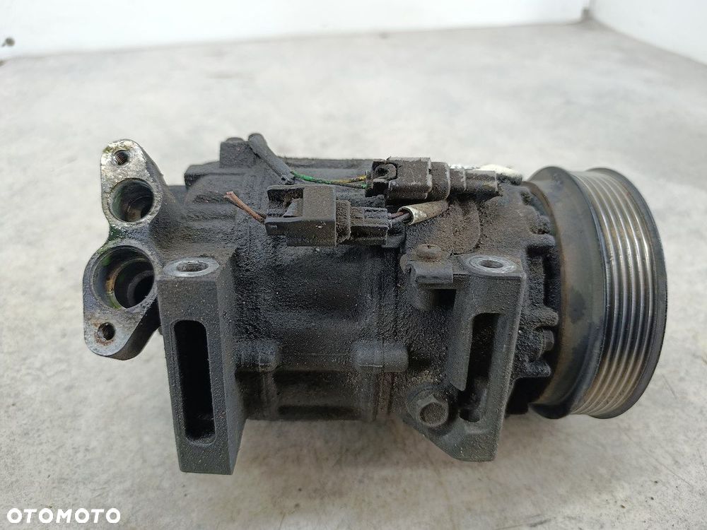 POMPA, SPRĘŻARKA KLIMATYZACJI RENAULT LAGUNA III 8200720417 VALEO 1.5 DCI - 6