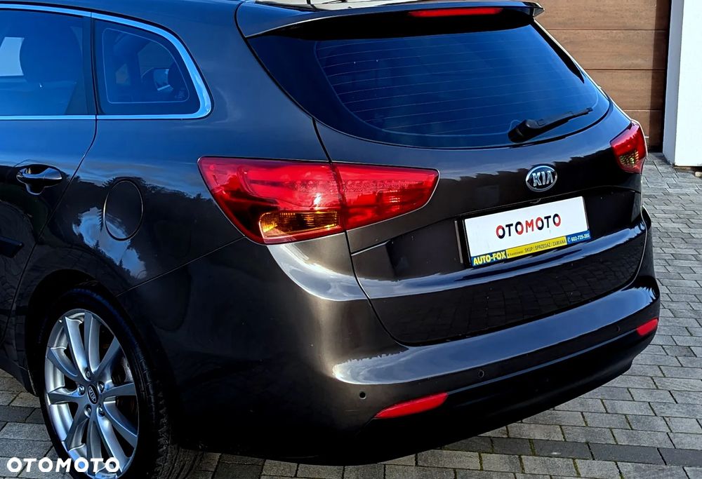 Kia Ceed 1.6 GDI ISG Dream-Team Edition - 14
