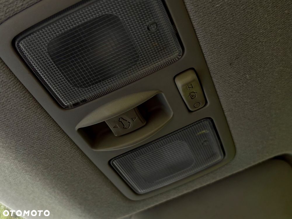 Kia Venga - 31