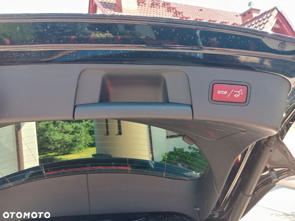 Mercedes-Benz GLA 220 4-Matic - 13
