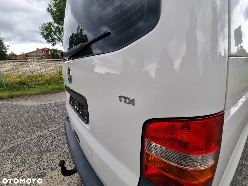 Volkswagen Transporter - 11