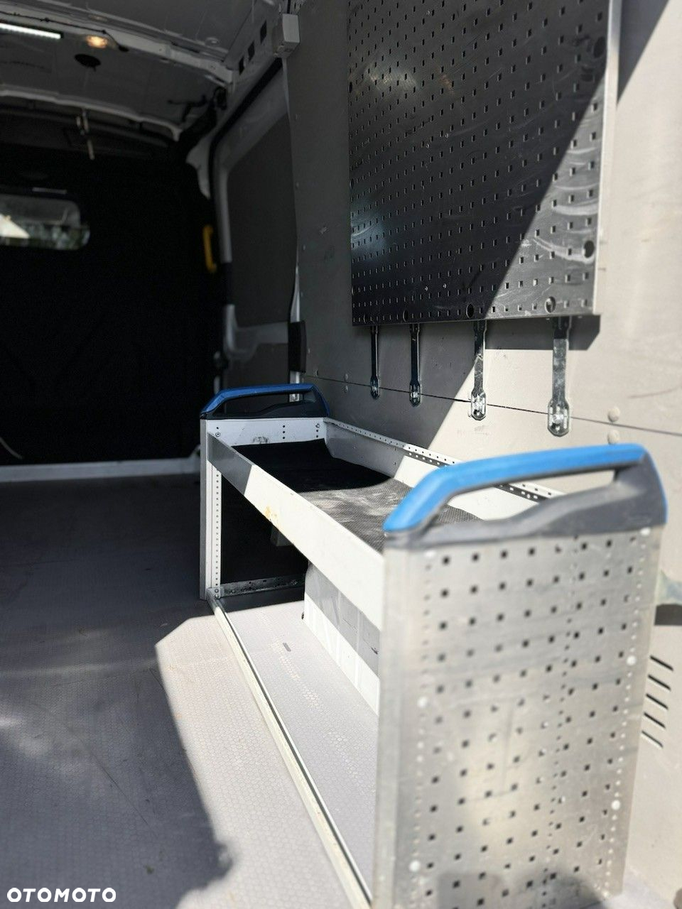 Ford Transit - 19