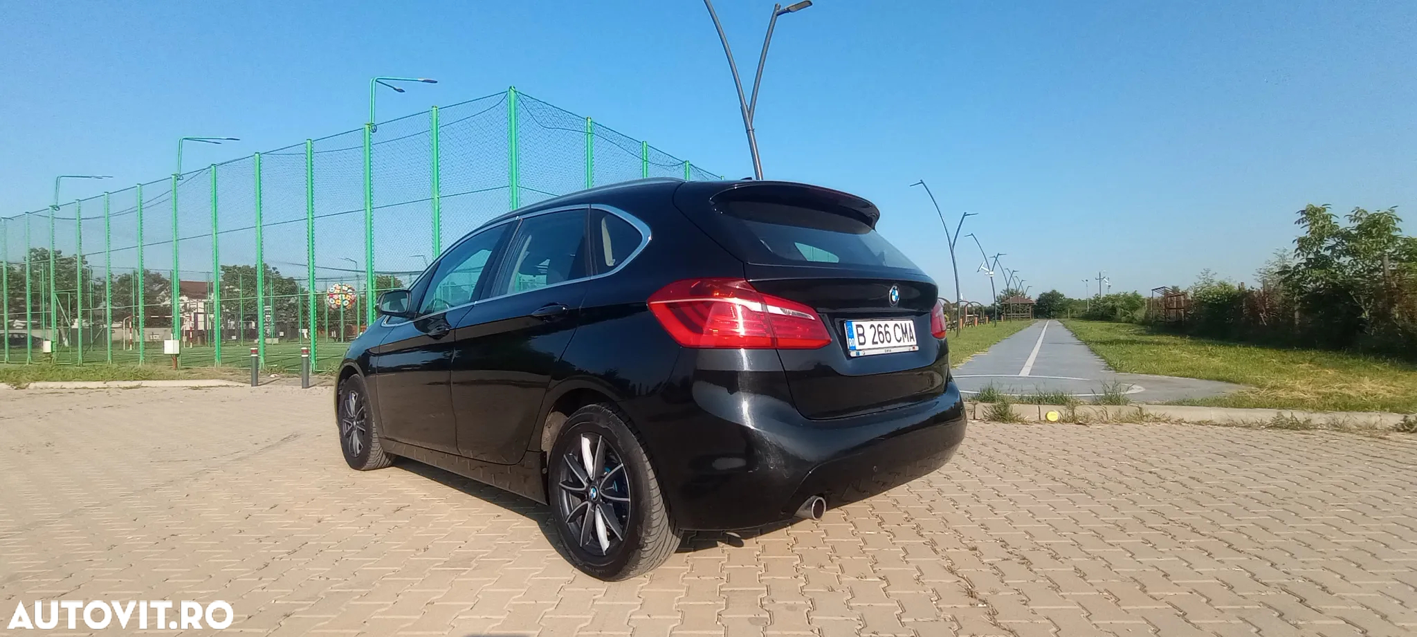 BMW Seria 2 216d Active Tourer Sport Line - 2