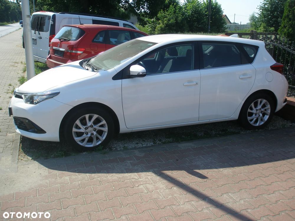 Toyota Auris 1.2 T Prestige - 7