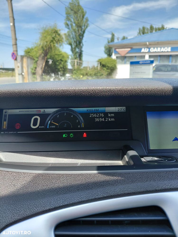 Renault Scenic - 9