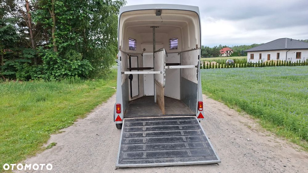Inny Thule Prestige 135 E5 - 3