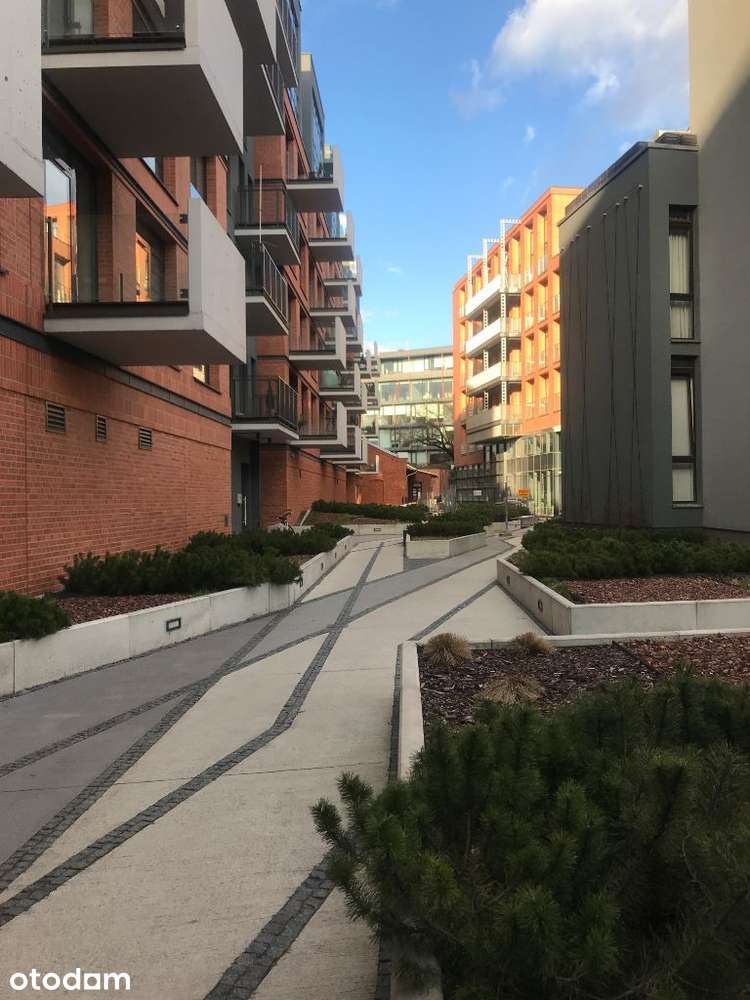 3-pokojowe mieszkanie z balkonem w KONESER