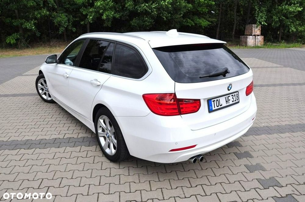 BMW Seria 3 330d xDrive Blue Performance Luxury Line - 18