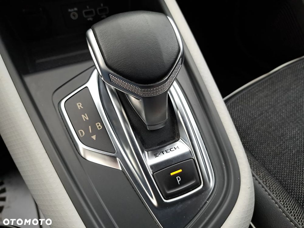 Renault Captur 1.6 E-TECH Plug-In Intens - 20