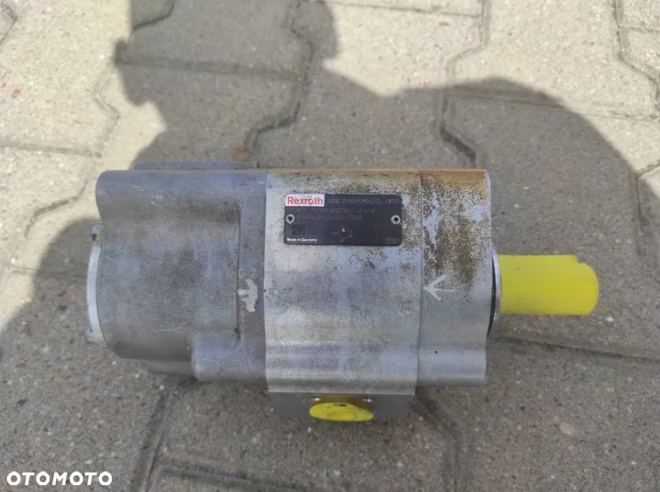 Pompa hydrauliczna napędu wentylatora chłodnicy - 2