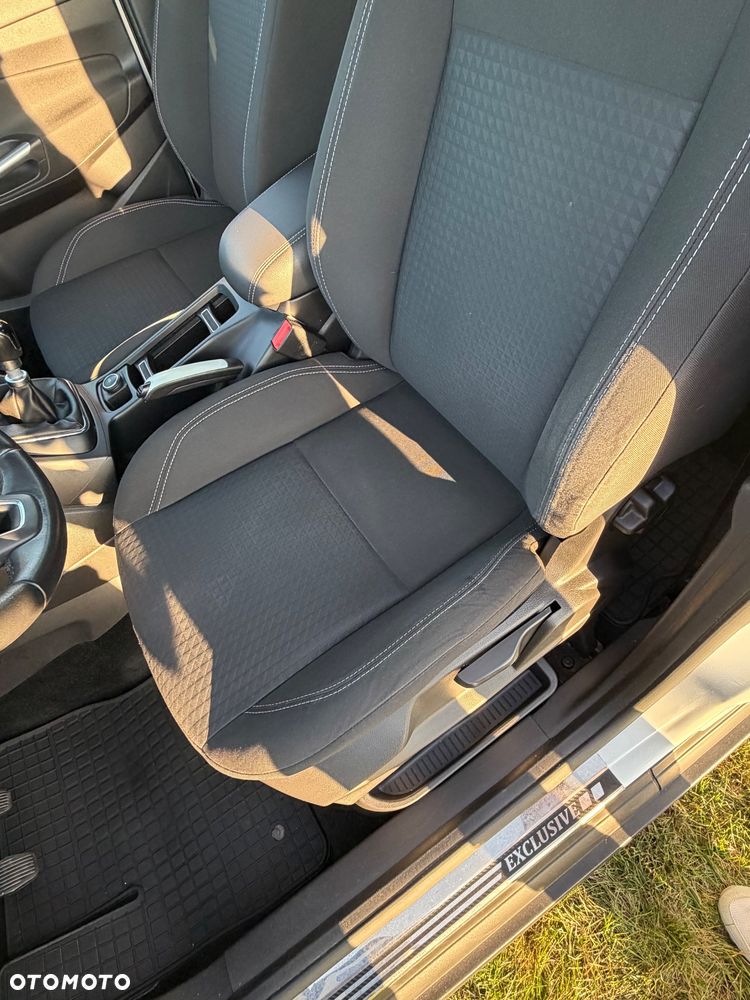 Ford C-MAX - 32