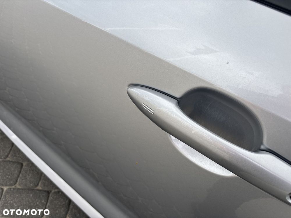 Toyota Corolla - 10