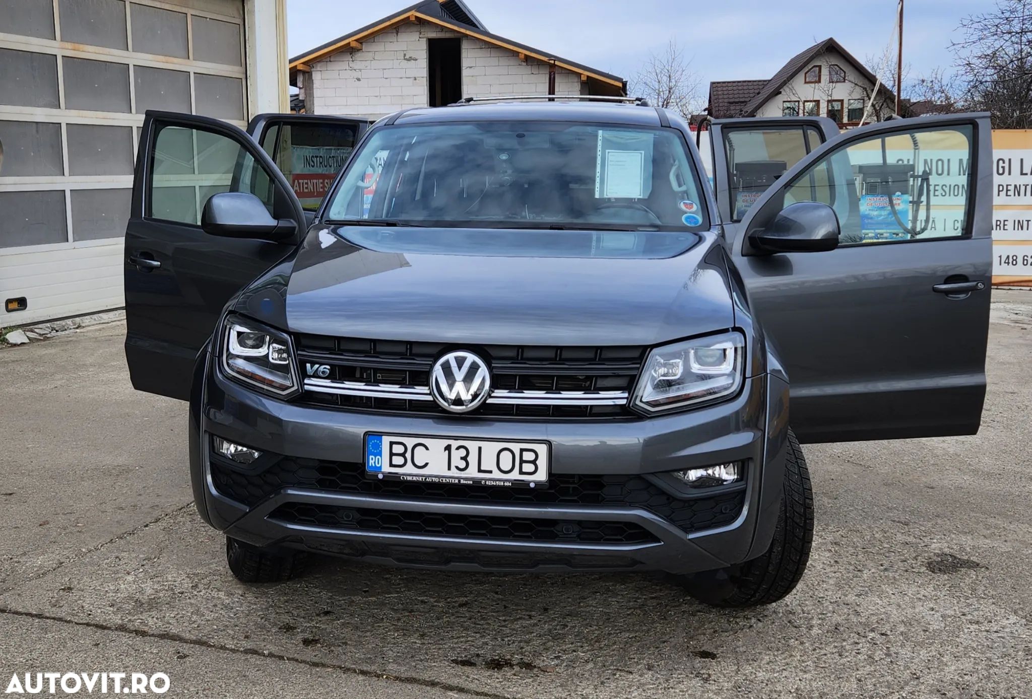 Volkswagen Amarok 3.0 TDI V6 4M Highline Aut. - 1