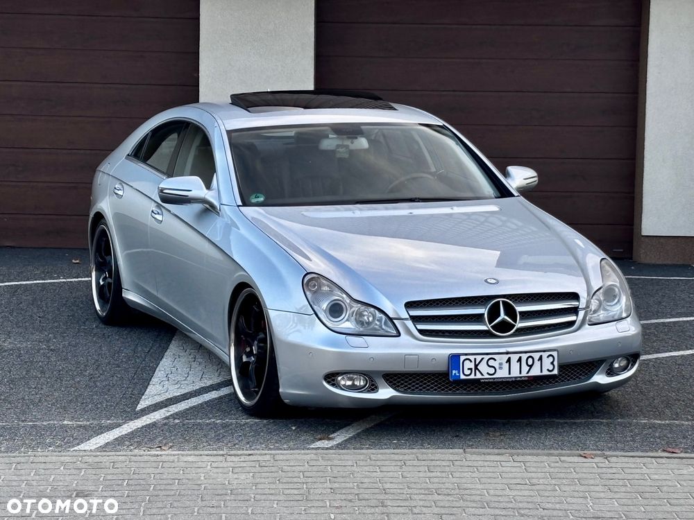 Mercedes-Benz CLS - 6