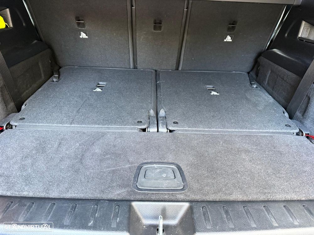 Mercedes-Benz GLB 180 7G-DCT Progressive - 10