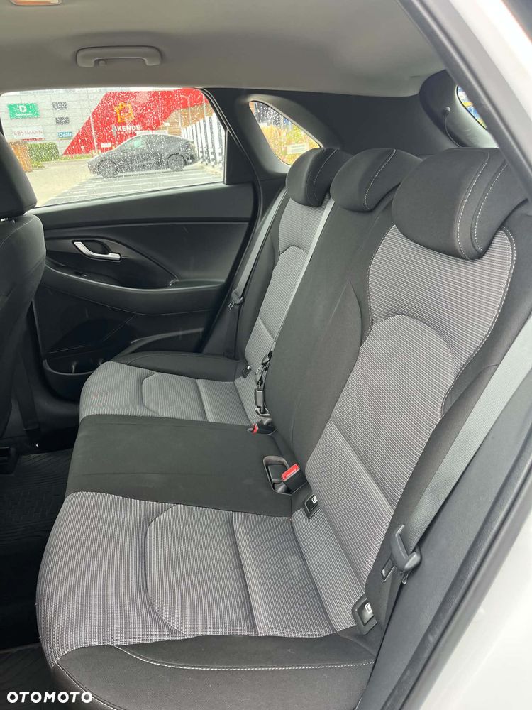 Hyundai i30 1.5 DPI Comfort - 11
